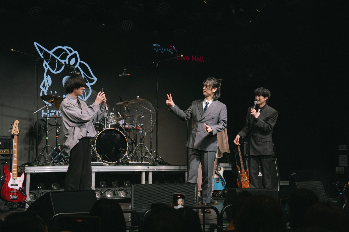 HeMeets Official tweet media