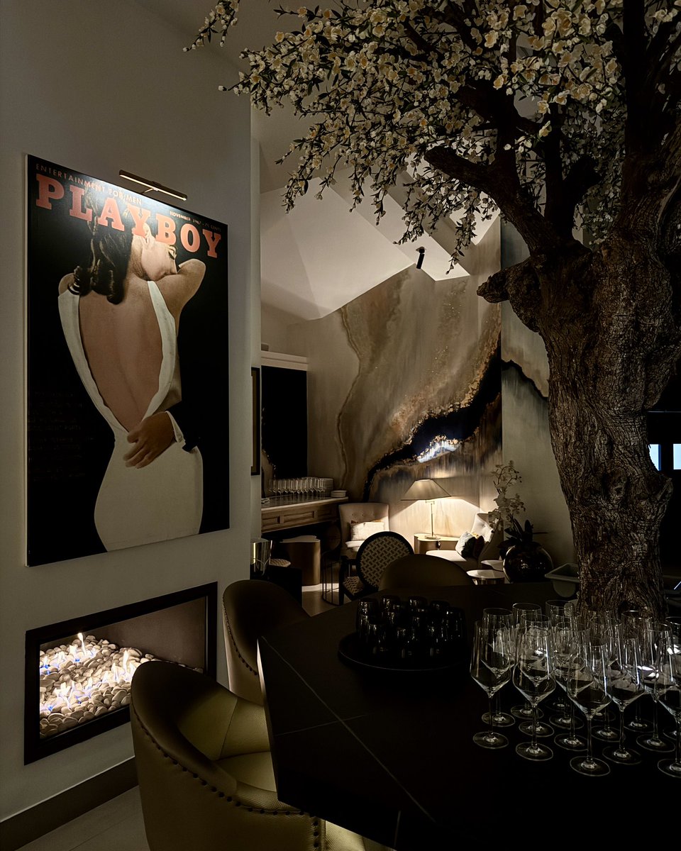 Phantom Stays tweet media