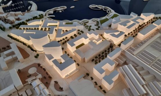 SurenNaidoo's tweet image. #GrowthpointProperties expects environmental approvals for R24bn #GrangerBay expansion next year. 
#MoneywebNews - By @SurenNaidoo moneyweb.co.za/investing/prop… via @Moneyweb
@VandAWaterfront
