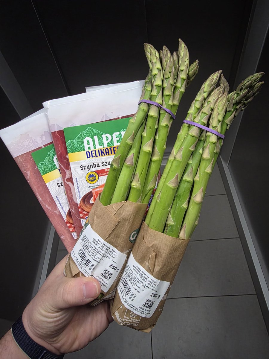 Dawid Kosiński tweet media