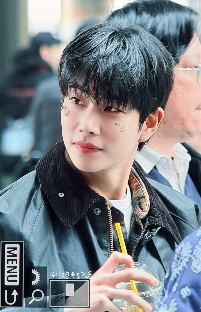 260312 컬투쇼

Hello🍒🐥

#엠제이 #MJ #김명준 #아스트로 #ASTRO