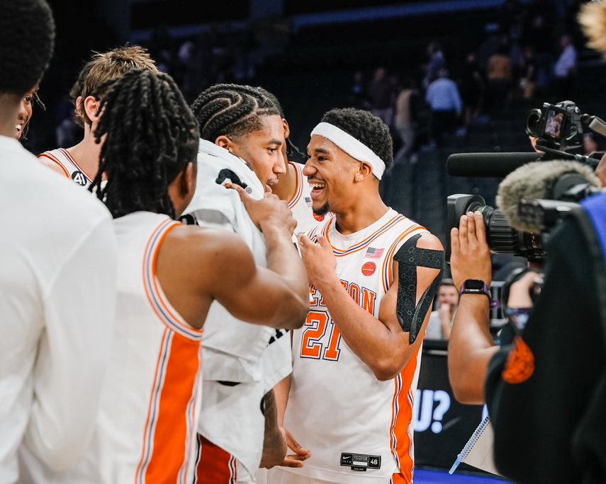 Clemson Basketball tweet media