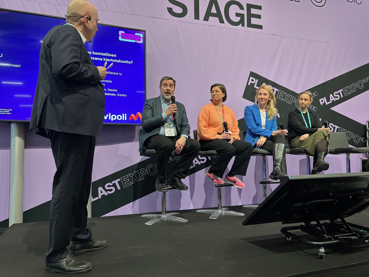 kuivakari's tweet photo. 👍

PacTec, FoodTec &amp; PlastExpo Nordic
11.–12.3.2026 Messukeskus

Vesa Kärhä, Muoviteollisuus ry 
Mika Härkönen (VTT) 
Hannele Dahl-Nevalainen (Kesko Oyj)
Annika Huomo (Borealis)
Saana Puumalainen (Neste)

Keskustelussa aiheena #muovi kemiallinen kierrätys ja #kiertotalous .

👍 https://t.co/BCpIwQPCMP