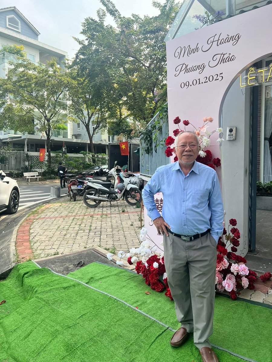 tieuthanhkieu's tweet photo. Bác lớn tuổi mà còn khoẻ về chuyện đụ đéo lắm nha, có nhiều clip đụ vợ của bác trong nhóm, vào nhóm để xem nhìu clip đụ của bác và những trung niên khác nữa....
Tele https://t.co/3d9RtuelQM
Có Phí https://t.co/gQN8wfK7wa