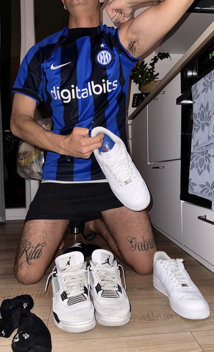 Whiffsneaks tweet media