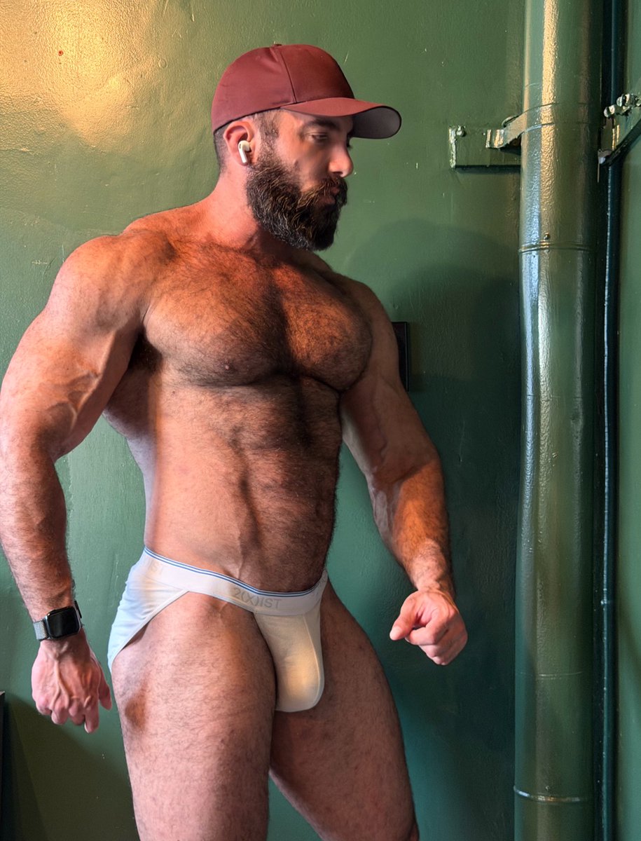 🦍💪🏼