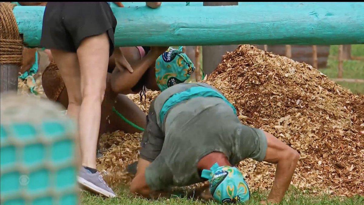 suRYvor's tweet image. Colby: *gets a concussion*

Probst: This is SURVIVOR you’re gonna get a little bloody 

#Survivor #Survivor50