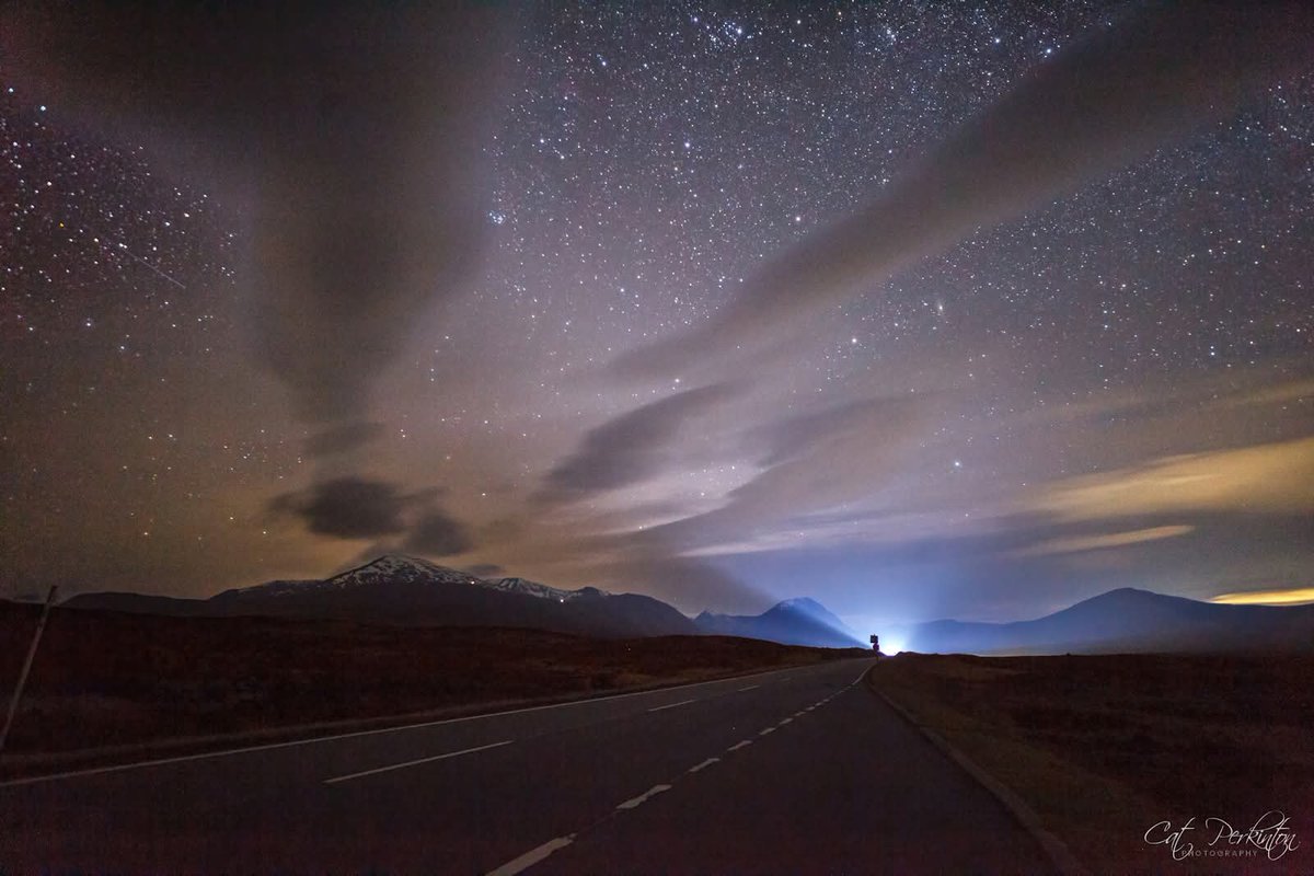 catperkinton's tweet photo. The road and beyond
Rannoch Moor 
Sunday 8th March .#scotland https://t.co/flSxVtCWOP