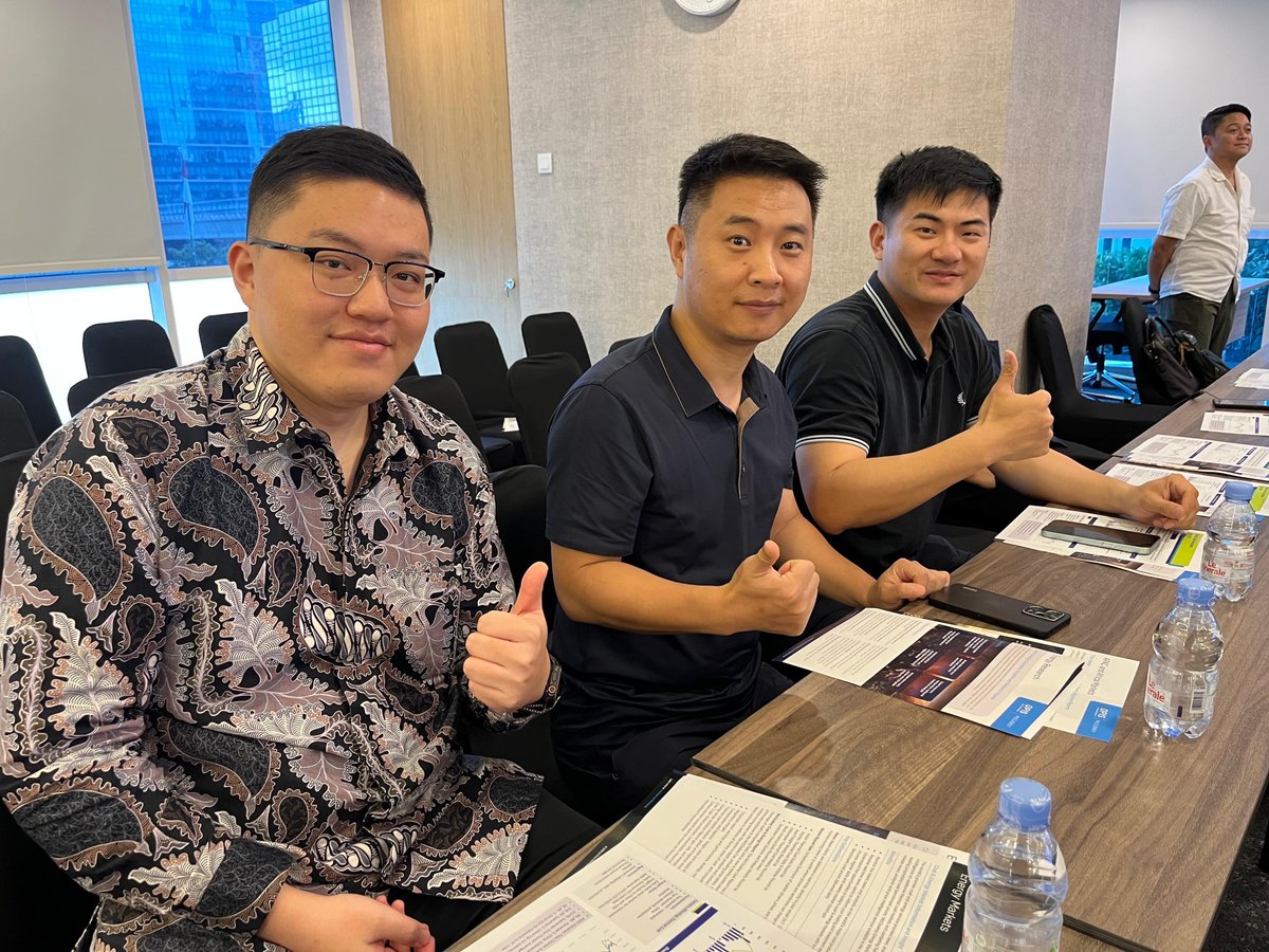 Oil Price Info Svc tweet media