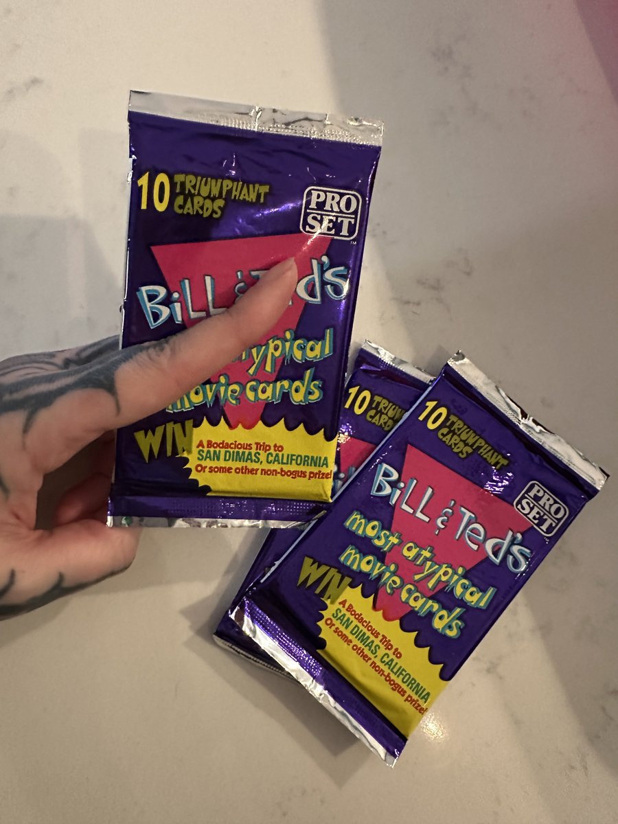 VividVivka 💜 tweet media