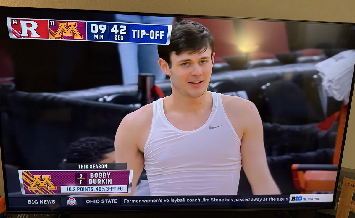 Love being able to watch the Big Ten Tournament and former Hinsdale South player Bobby Durkin! How cool is it to be able to play in your hometown chicago at the united center? <a href="/bobbydurkin2/">bobby_durkin</a> <a href="/billy_durkin/">Billy Durkin</a>