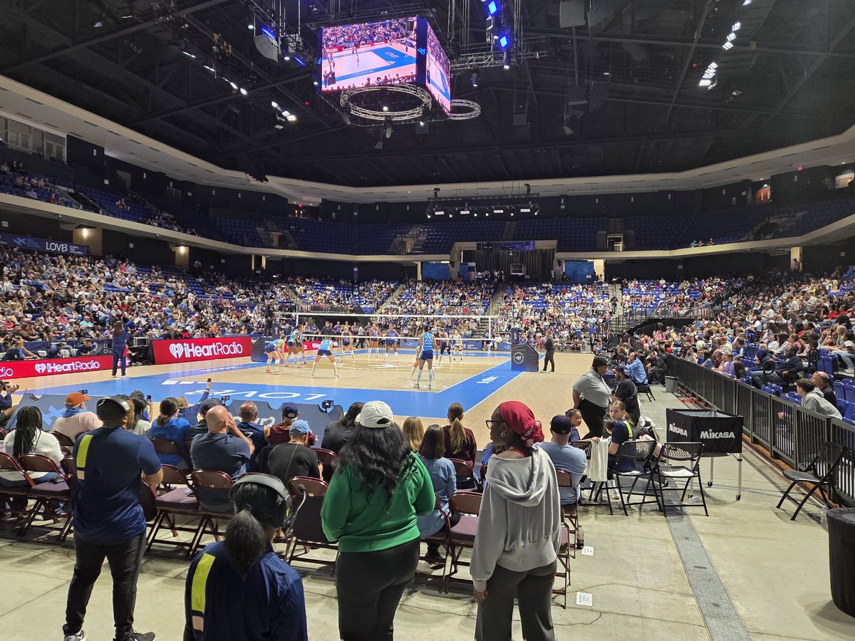 Devon Perry tweet media