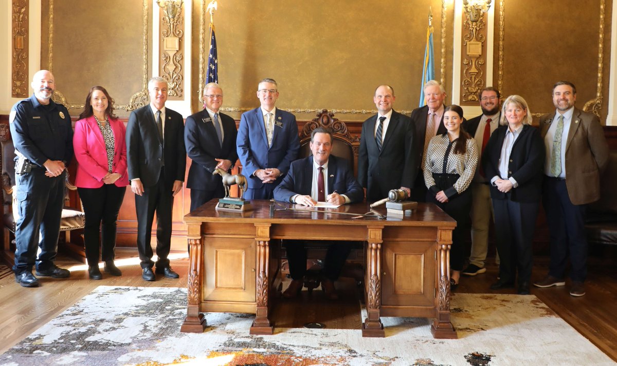 🎉 It's a great day for consumer protection! <a href="/GovLarryRhoden/">Governor Larry Rhoden</a> signed Senate Bill 98 today to protect South Dakotans from scams by placing safeguards around virtual currency kiosks. Thanks to our bill sponsors, the <a href="/SDAttorneyGen/">SD Attorney General Marty Jackley</a> and supporters from finance and law enforcement!