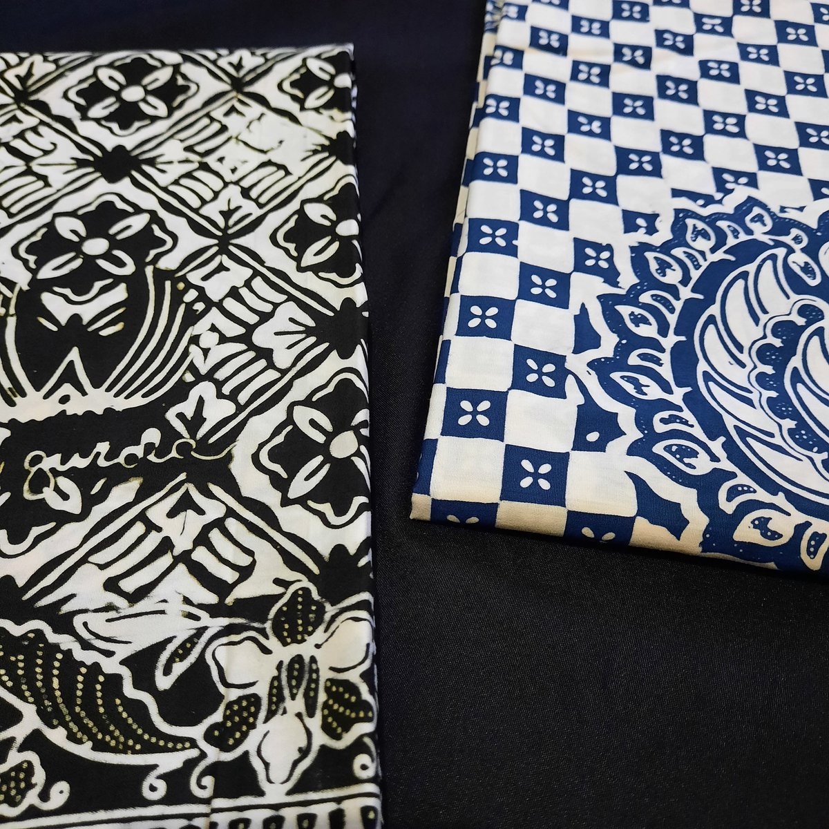 mfarihin19's tweet photo. Sarung Batik Lar Gurda
Seri Kelengan 
Harga Rp 175.000
Traditional 100% Handmade by Bati Santri Mangkuyudan
Minat https://t.co/7G6enDrck0
#ramadhan #1447h #sarung #batik #Indonesia #largurda https://t.co/mWBBulQauj