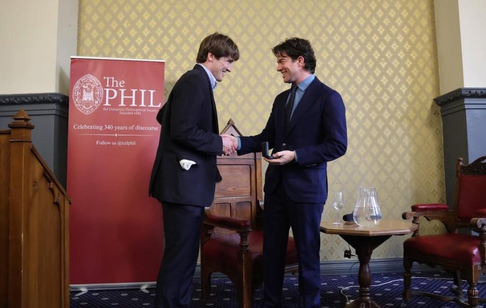 Mulaney Suits 🤵🏻 tweet media