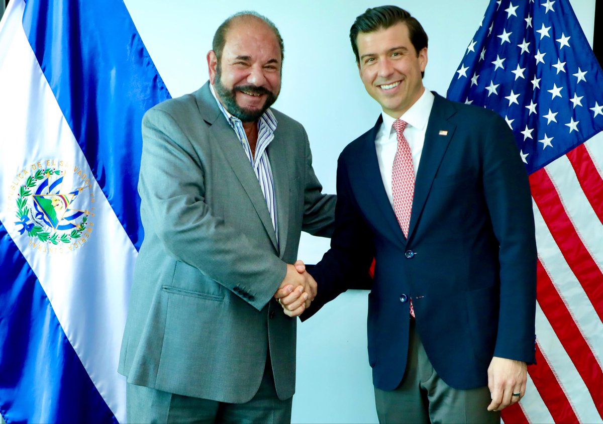 Embajada EEUU en ES tweet media