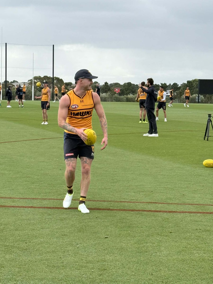 Hans Medina tweet media