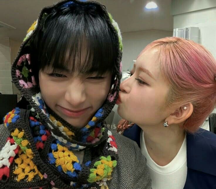 Sea of Loves, tweet media