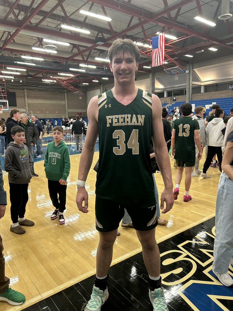 mukala_K's tweet photo. Player of the game is Brody Bumila 

53 points to go along with 22 rebounds 

Shamrocks heading to the state finals. https://t.co/qJqDN80TYH