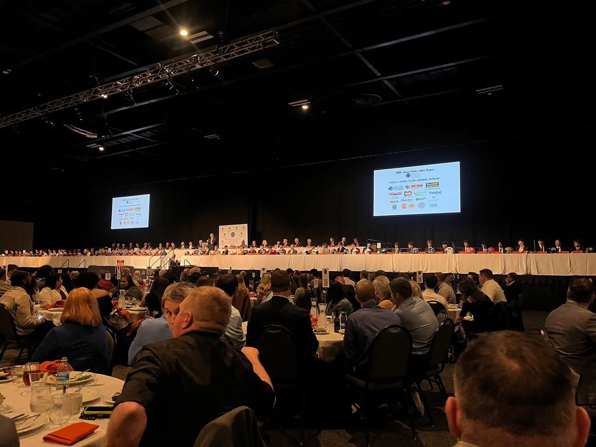 Tanner Collett tweet media