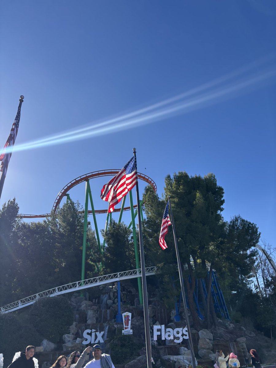Keiler_01's tweet photo. 🎢🔝 https://t.co/HgKqaiMWri