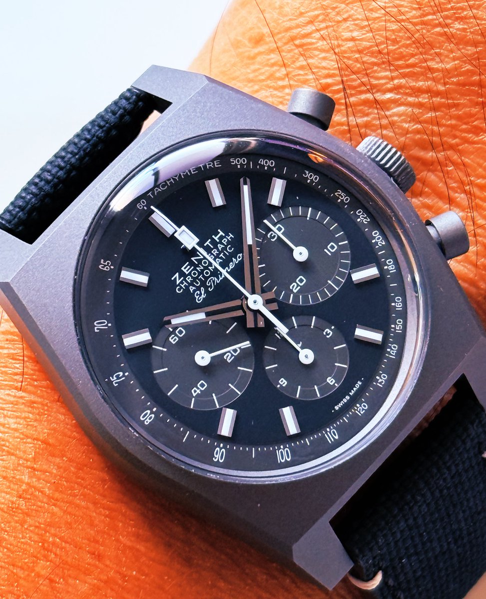 syualbireo's tweet photo. 本日の相棒
#zenith #クロノマスター
#zenithshadow
#ゼニス
#リバイバルシャドウ https://t.co/JQ9VejvVjH