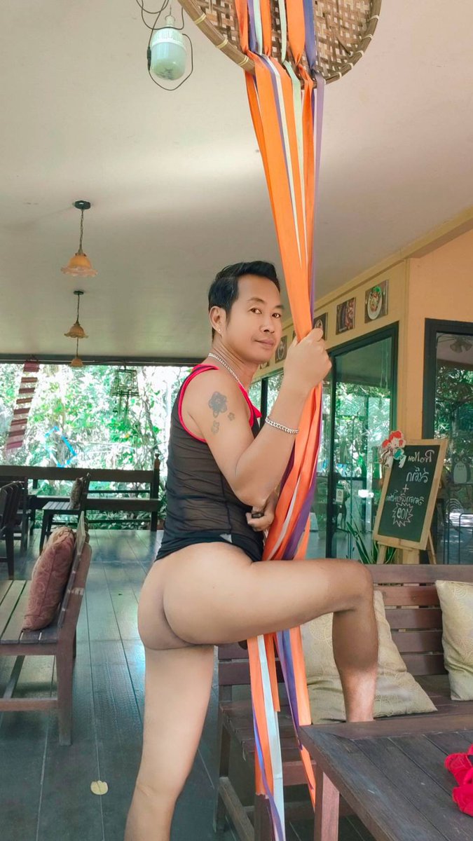 Good morning..หรือ โม๊คนิ่งดีครับ..ใครชอบแบบไหน