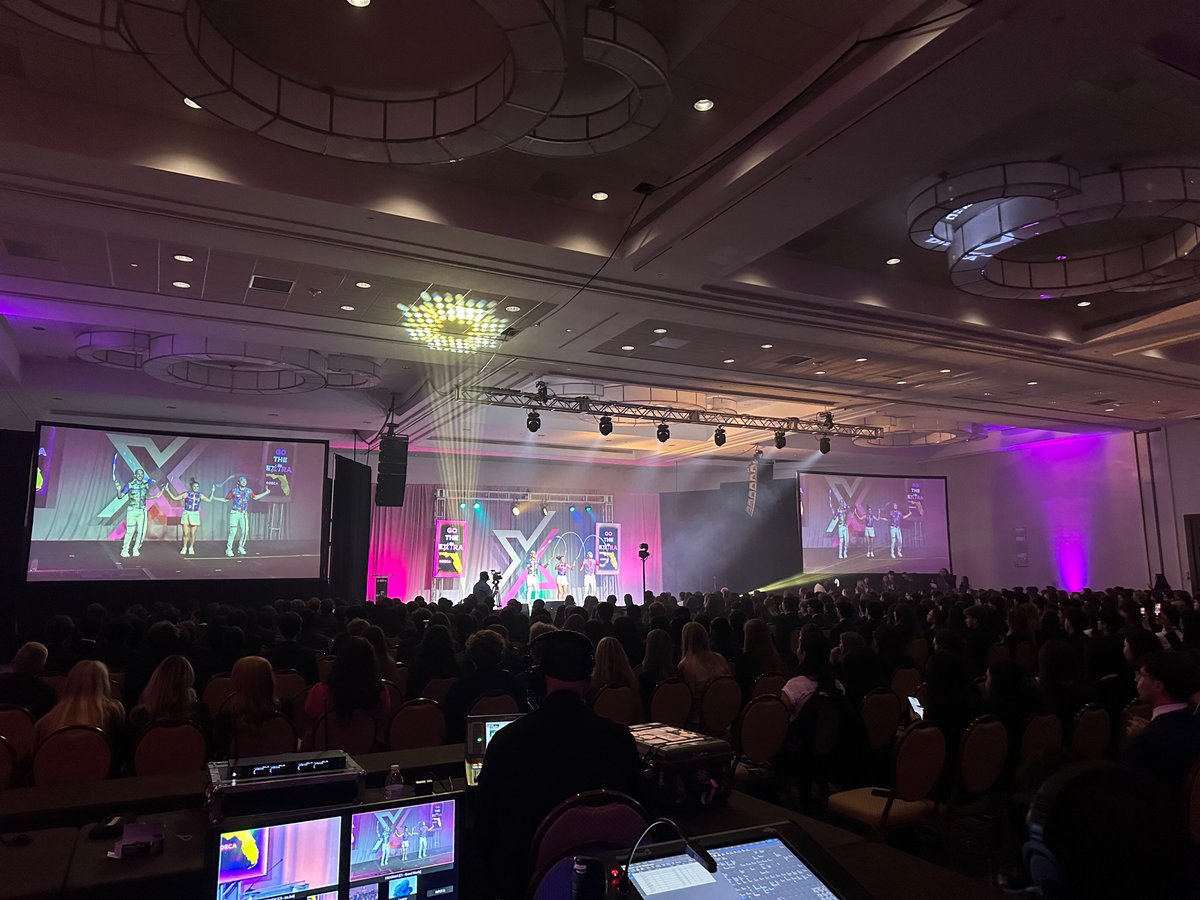 thinkcybis's tweet image. Cybis knew how to #GoTheExtra at this year's Florida DECA CDC, with sessions in two rooms simultaneously! Our team delivered seamless AV coordination, stage management, and live production, providing one experience and connecting the audience in their achievements!
#thinkcybis