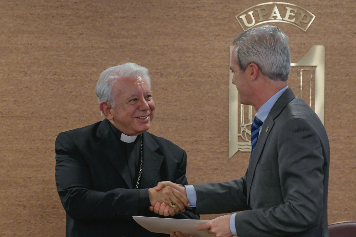 Mons. Ramón Castro tweet media