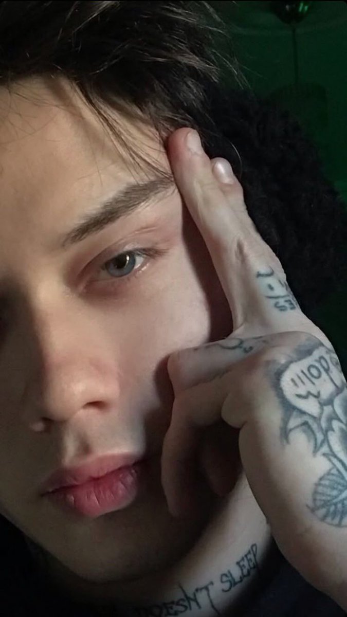 Be𝓻tuğ tweet media