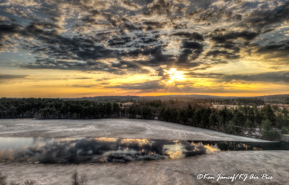 Sunrise on my way to work this morning... #djimavicair3s #Weather #air3s #sunrise #RhodeIsland #hdrphotography #aerialphotography #dronephotography #sunrisephotography