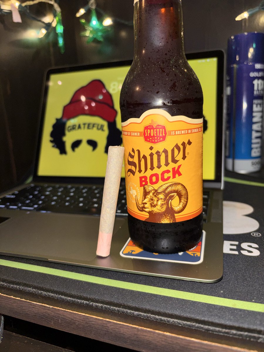 What’s everyone’s vibe tonight? 

#FlowerHeadz #Shinerbock #Mmemberville <a href="/HeadzSpace/">HeadzSpace</a>