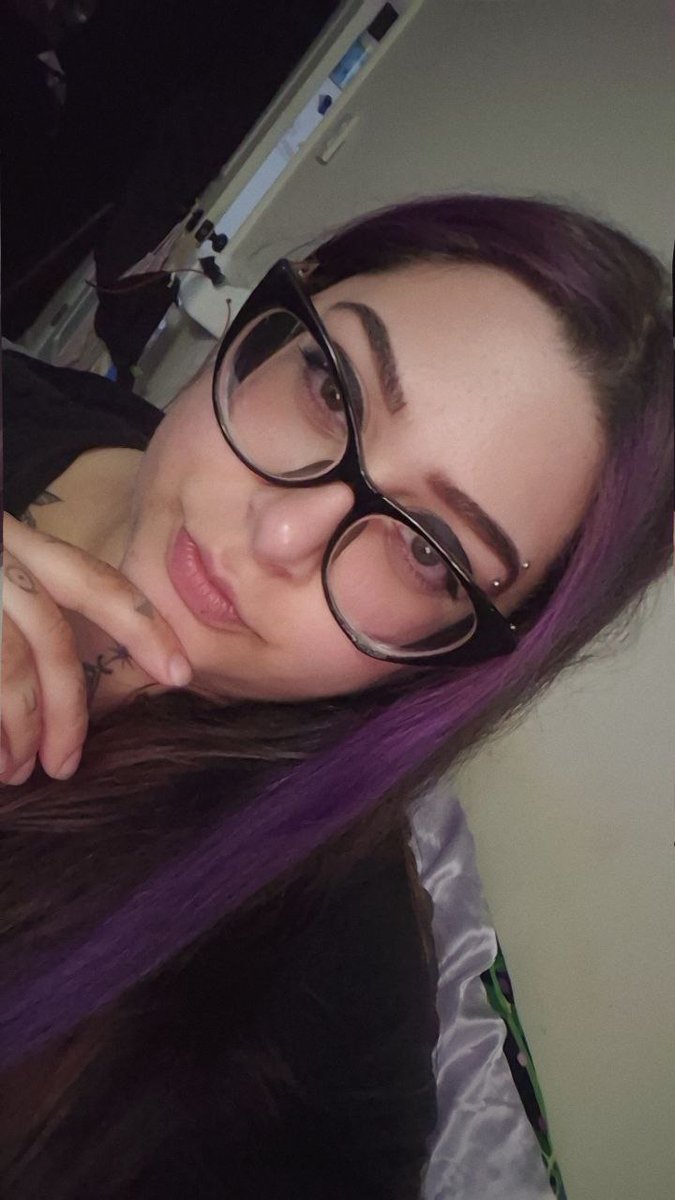 Giulia Valentine tweet media