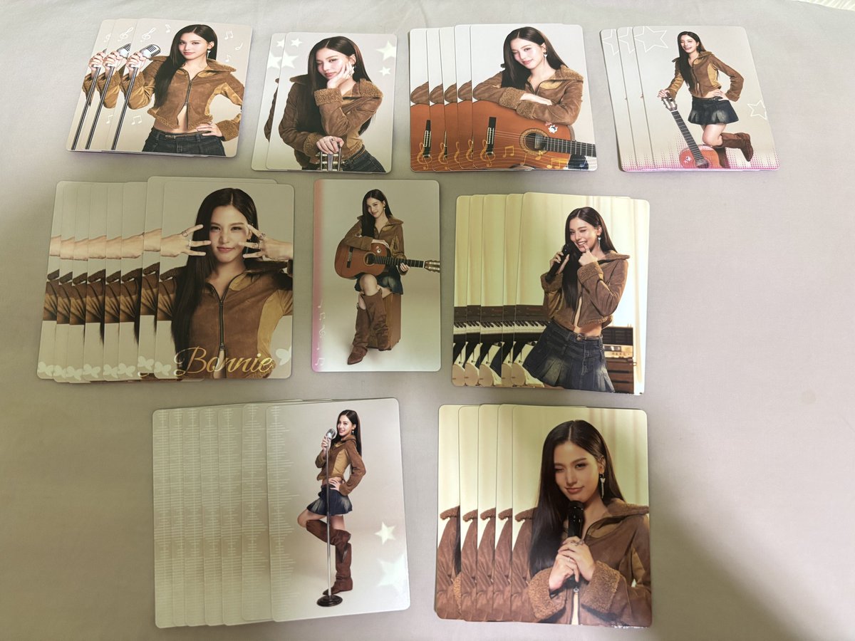 WTS / ขาย
Love Session✨

🧡การ์ดเอมี่บอนนี่💜

เซตครบ 10 ใบ (10 แอค ภาพแรก)
เซตละ 320.-

ใบเดี่ยว/คู่ ใบละ 25.- (ภาพ 2-4)

💌สนใจ สอบถาม ทัก DM เลยกั้บ
#ตลาดนัดเอมี่บอนนี่