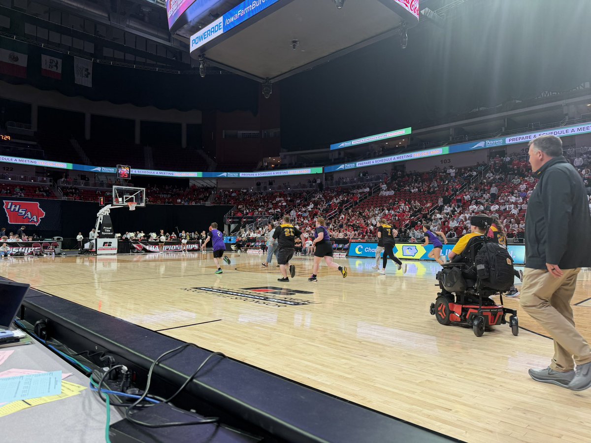 Andy Crozier tweet media