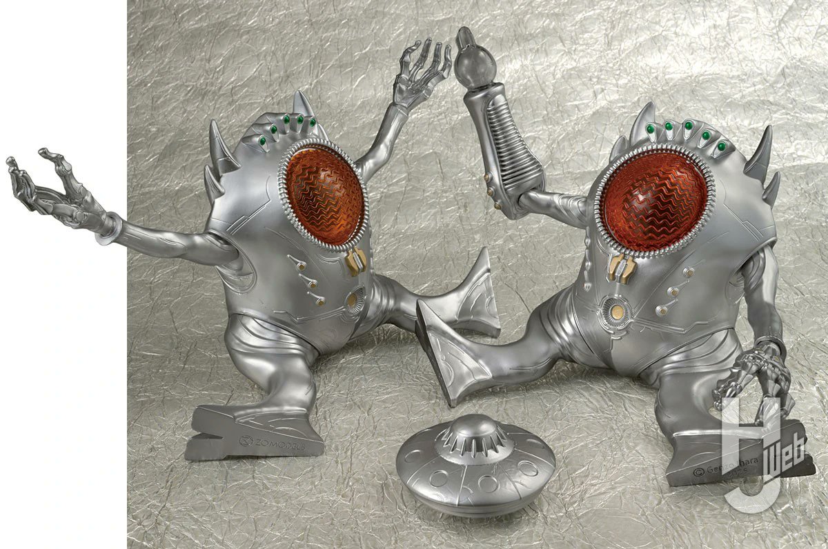 H.M.S.の「甲府事件の宇宙人」が ソフビフィギュアとなって登場