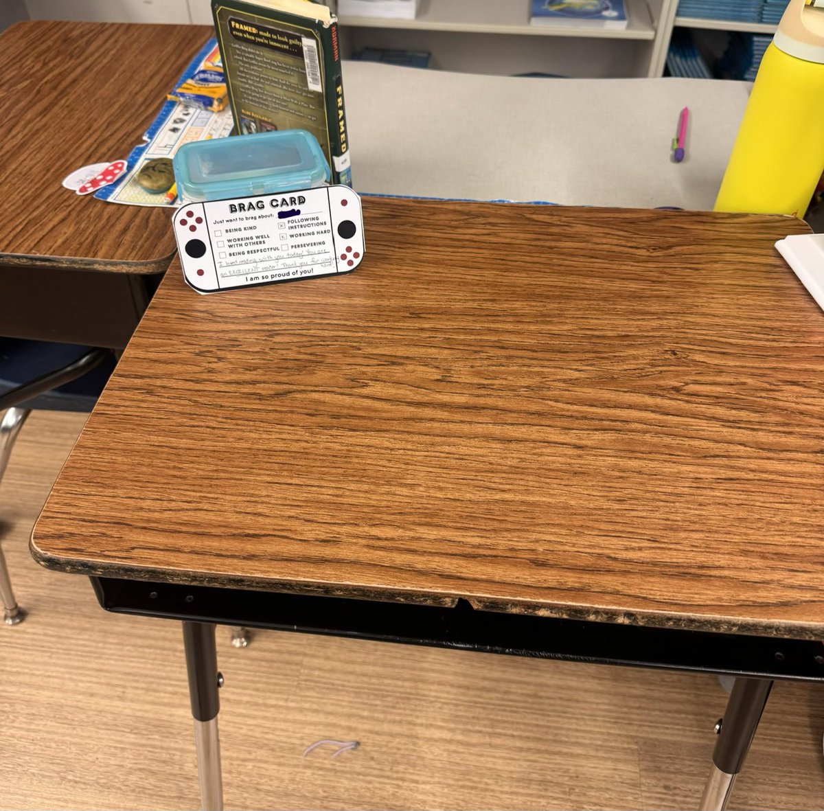 Laura Corey tweet media