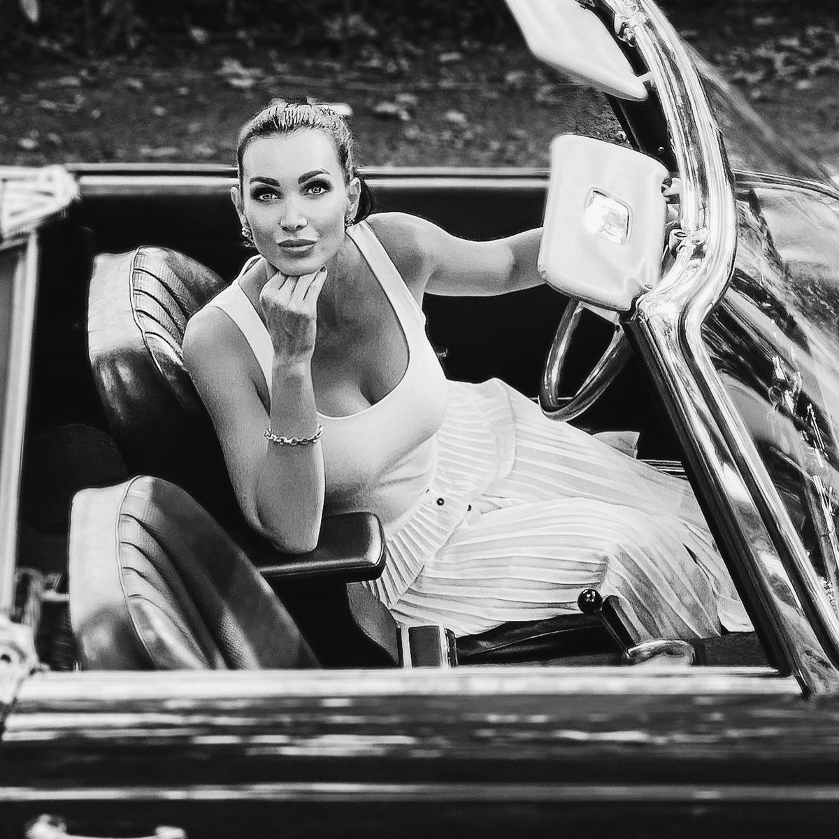 Susan Miller tweet media