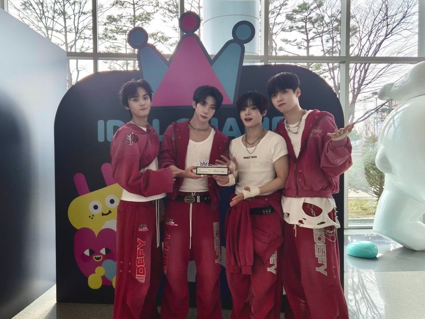 아이돌챔프 tweet media