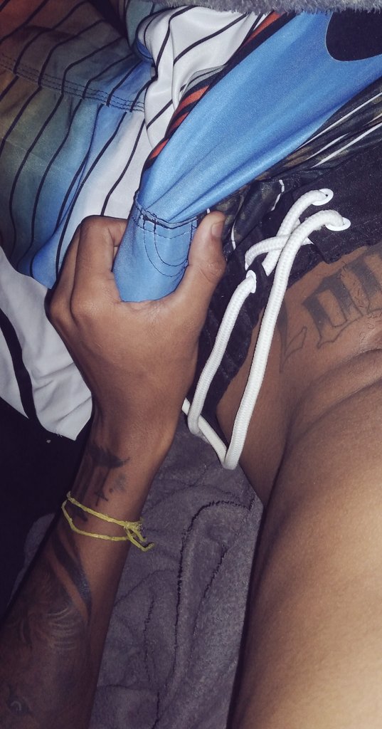 novinho de bermuda Tactel 🤤🫦 tweet media