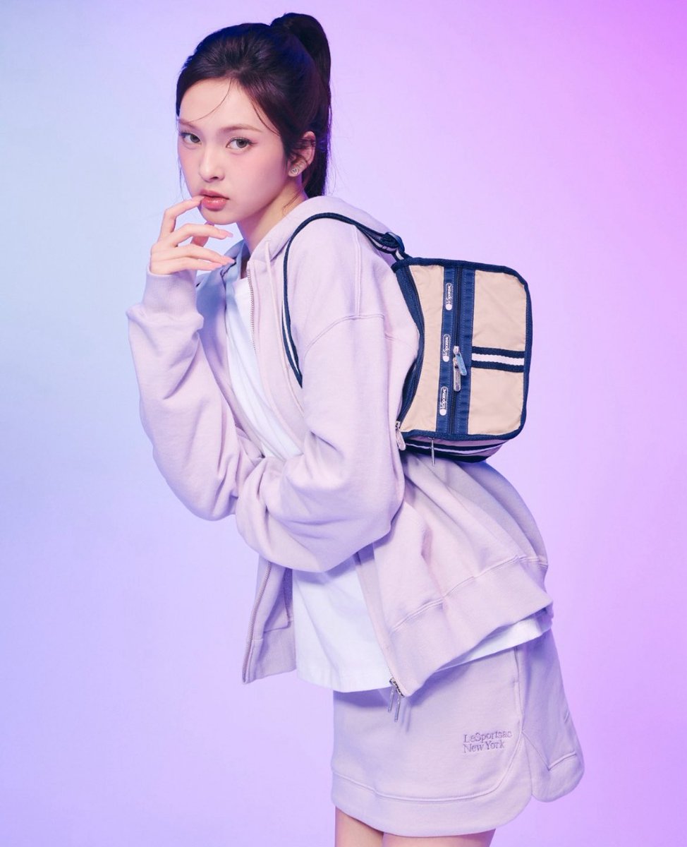 #CHIQUITA X Resport Sack  

#BABYMONSTER #베이비몬스터 <a href="/YGBABYMONSTER_/">BABYMONSTER</a>