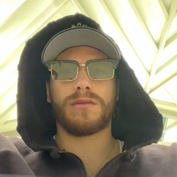 No solo es su belleza, es su energía. 

😍🥹😎