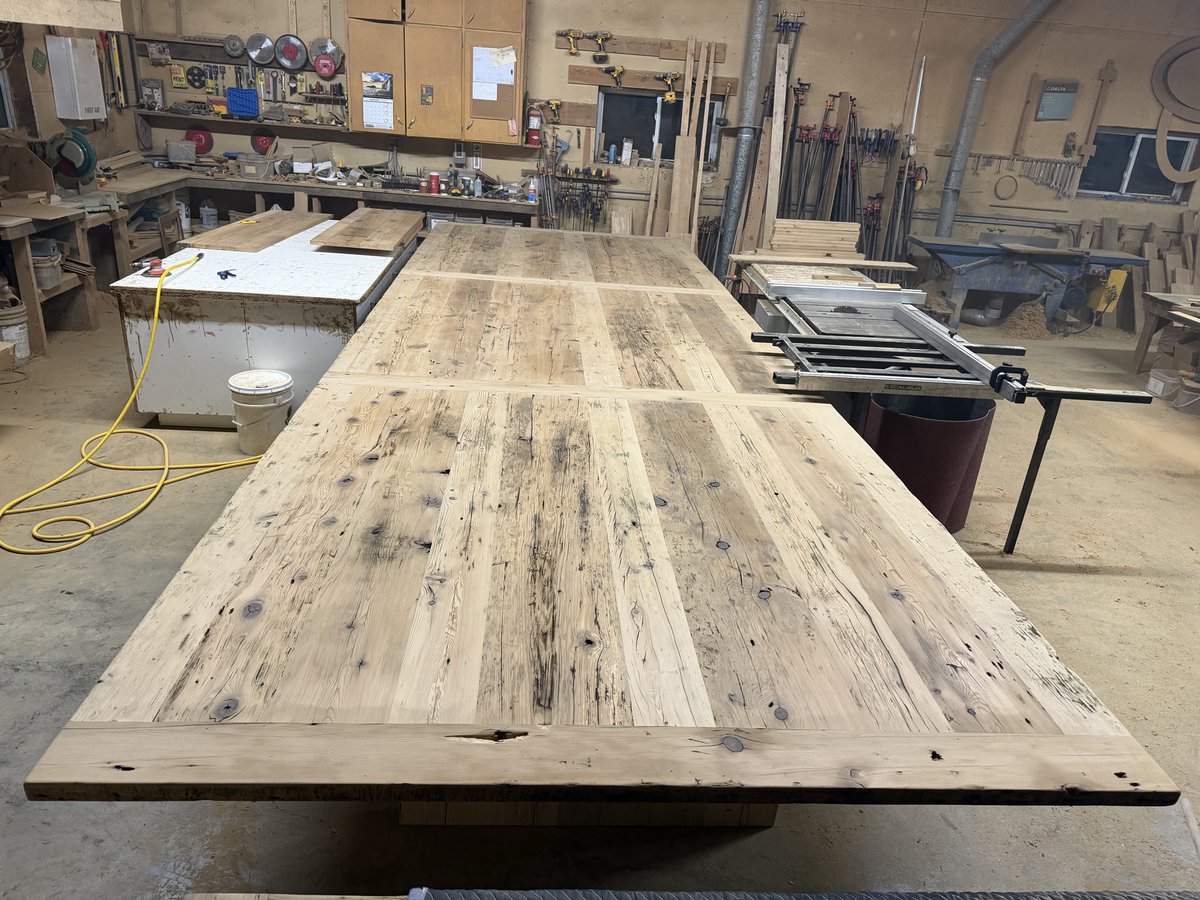 Ontario Reclaimed Barnwood Furniture tweet media