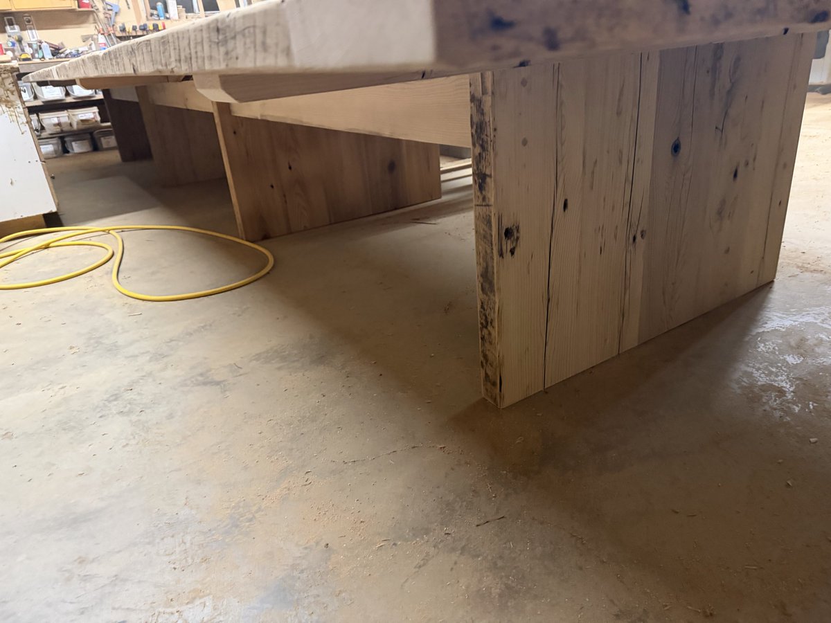 Ontario Reclaimed Barnwood Furniture tweet media