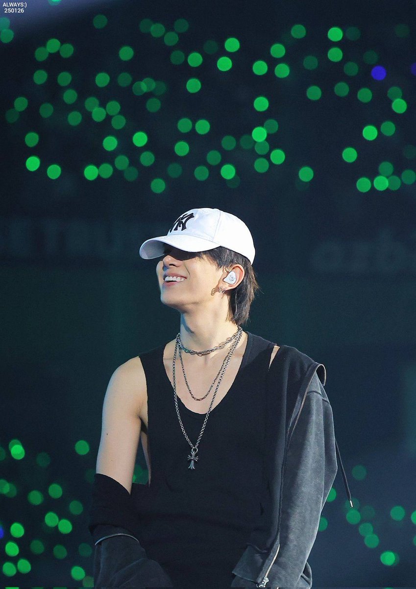 마르 tweet media