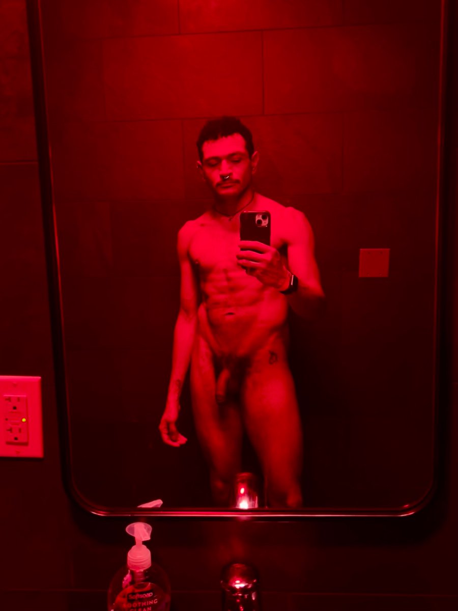 semen_cravings's tweet photo. Don’t let anybody tell you that you’re not a cute slutty 30’s years old teenager ✨🙇🏽‍♂️✨ https://t.co/jz4r105qOf