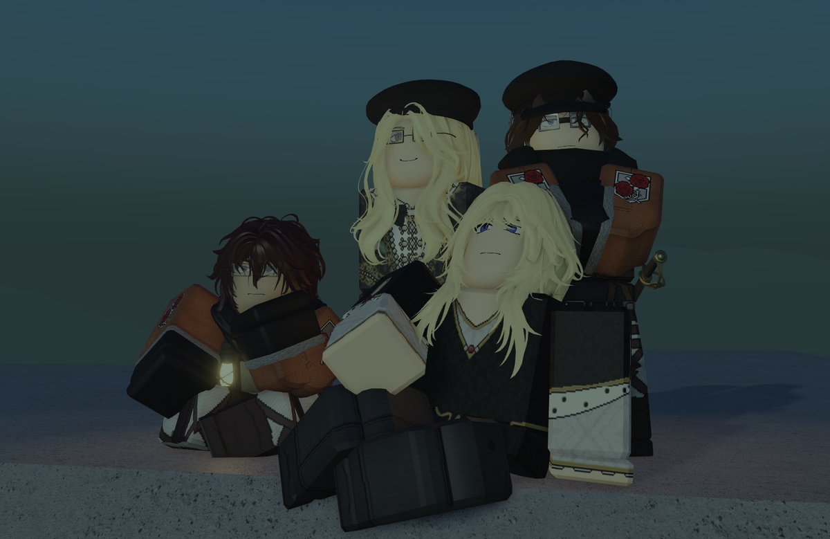 thereal_gris's tweet photo. Idk who these blondes are but we look fire https://t.co/KQdE0OiroP