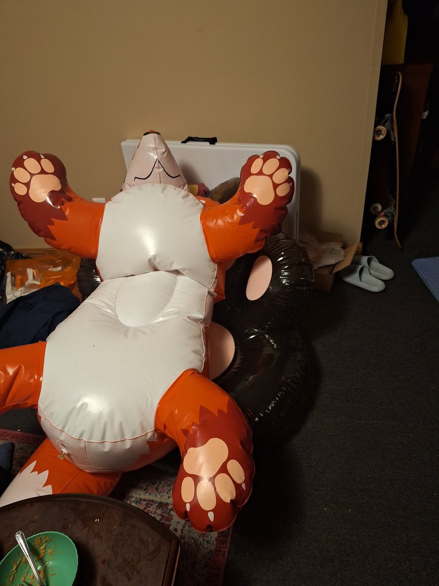 pile of Squeaks tweet media