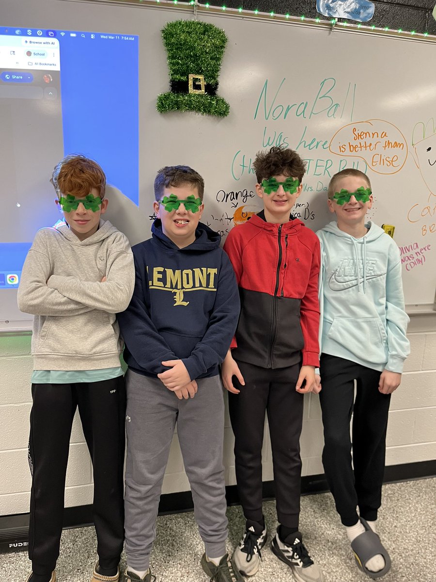 Lauren Lysy tweet media