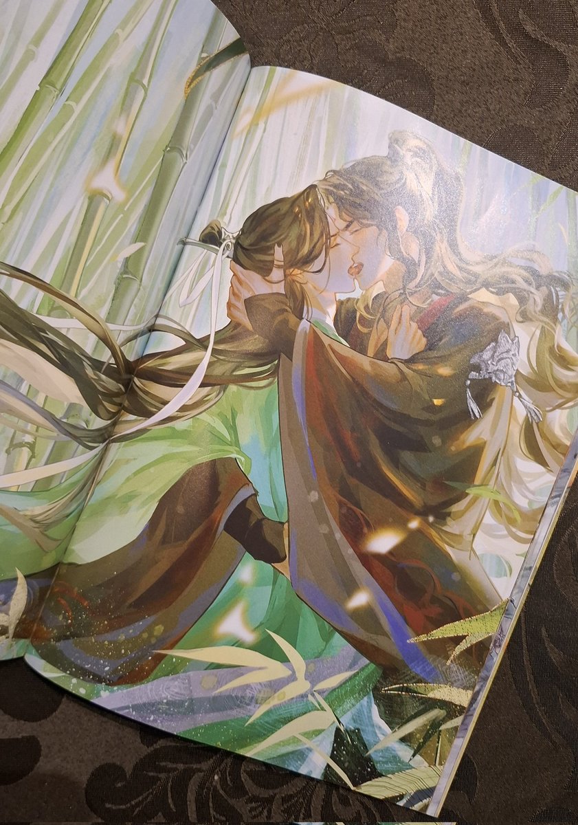 baebinghe's tweet photo. minha mãe abrindo meu livro e vendo essa imagem vou morrer https://t.co/CWUX6I4eMR